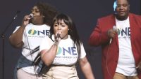 « Its Yours » Official Live Video by Jekalyn Carr