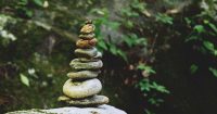 Que signifie Ebenezer dans la Bible? À quoi sert une pierre Eben ezer?
