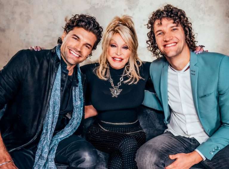 KING & COUNTRY annonce  une collaboration sans précédent avec Dolly Parton