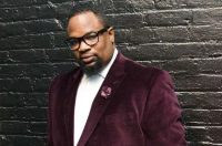 La décennie dans les tableaux évangéliques, Hezekiah Walker mérite «la louange» et Tamela Mann est «la meilleure»
