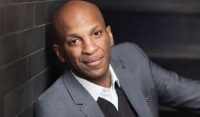 Donnie McClurkin célèbre l'album n ° 1