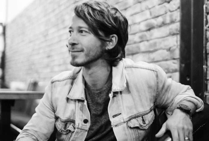 Mike Donehey lance Kickstarter pour son premier projet solo