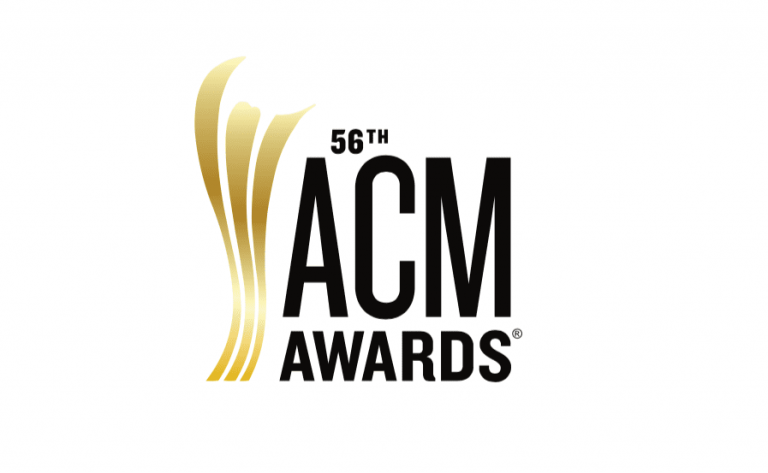 Carrie Underwood en duo avec CeCe Winans à la 56e cérémonie des ACM Awards