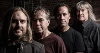 John Schlitt et The Union of Sinners & Saints dévoilent une version réinventée d’une chanson de Noël classique
