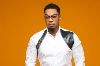 Kenny Lewis et One Voice marquent le premier single du Billboard # 1 avec 