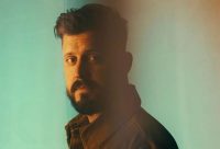 Travis Ryan sort « Il est vivant »