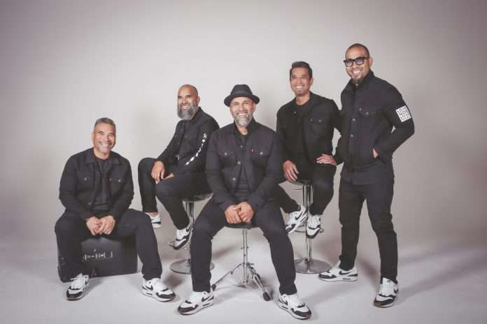 Les Katinas sortent un nouveau single 