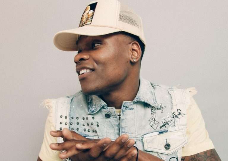 Lathan Warlick sort un nouveau single « Look Up To The Sky (Feat. Blessing Offor) »