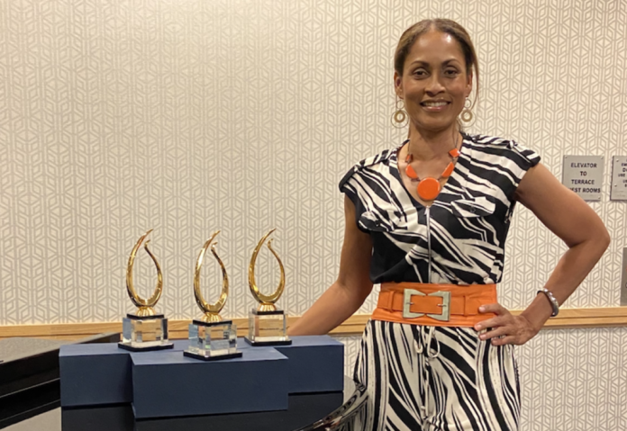 Rhonda Towns reçoit des distinctions spéciales lors de la 14e édition des Rhythm Of Gospel Music Awards