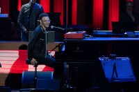 Tauren Wells fait ses débuts à Grande Ole Opry dans une maison à guichets fermés