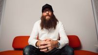 Crowder et Dante Bowe se joignent au sommet de la ligne d'horizon d'Atlanta pour le clip vidéo 
