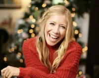 Ellie Holcomb s’apprête à sortir un livre de Noël pour enfants