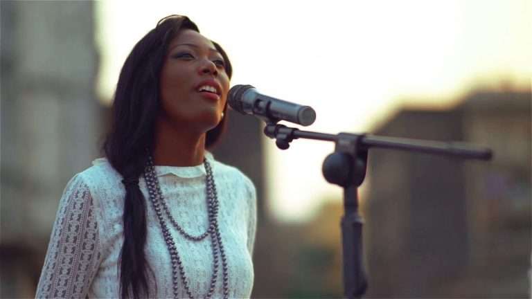 Lord Lombo , « EMMANUEL », ft. Gamaliel Lombo & Sandra Mbuyi