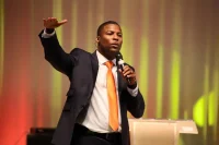Bishop Gregory Toussaint , comment trouver le bonheur