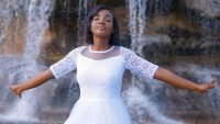 Joone La Cantatrice , Kontrole m (video et Lyrics)