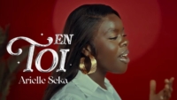 Arielle Seka – En Toi (Visualizer et paroles)